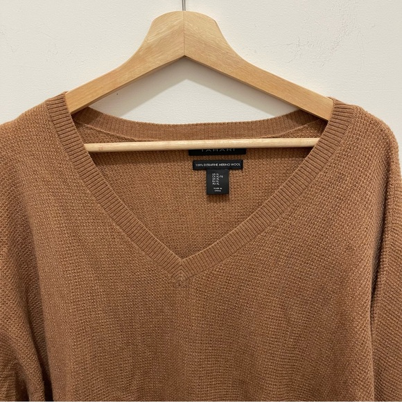 Tahari XL Brown V-Neck Extra Fine Merino Wool Sweater Coastal Beachy - Picture 5 of 5
